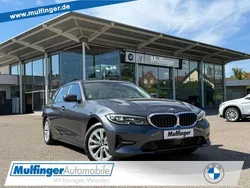 Mineral grau (metallic) Gebraucht 2021 BMW 330e Kombi | 26.479 € (Fairer Preis)