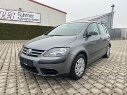 Grau Gebraucht 2007 VW Golf V Trendline Limousine | 6.390 € (Etwas zu teuer)