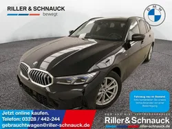 Black sapphire Gebraucht 2024 BMW 318 M Sport Kombi | 34.950 € (Fairer Preis)