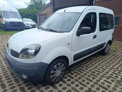 Weiß Gebraucht 2006 Renault Kangoo Van / Kleinbus | 3.990 € (Fairer Preis)