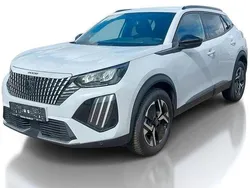 Weiß Gebraucht 2024 Peugeot 2008 Allure SUV | 18.490 € (Guter Preis)