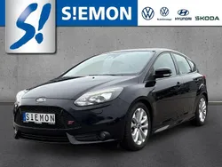 Schwarz Gebraucht 2014 Ford Focus ST Limousine | 11.930 € (Etwas zu teuer)