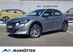 Grau Gebraucht 2021 Peugeot e-208 Active Kleinwagen | 15.490 € (Fairer Preis)