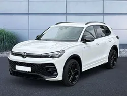 Pure white Gebraucht 2024 VW Tiguan R-line SUV | 47.890 € (Fairer Preis)