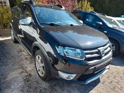 Schwarz Gebraucht 2015 Dacia Sandero Stepway Ambiance Kleinwagen | 6.890 € (Etwas zu teuer)