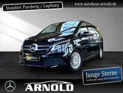 Obsidianschwarz Gebraucht 2023 Mercedes V300 Edition Van / Kleinbus | 55.879 € (Superpreis)