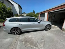Gebraucht 2019 Volvo V60 Momentum Kombi | 23.900 €
