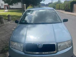 Blau Gebraucht 2002 Skoda Fabia Limousine | 2.500 €