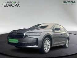 Graphitegrau metallic Neu 2026 Skoda Octavia Selection Kombi | 34.980 € (Fairer Preis)