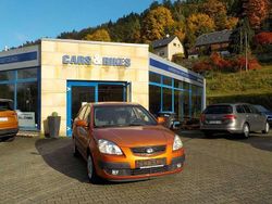 Sunsetorange Gebraucht 2008 Kia Rio EX Kleinwagen | 2.890 € (Teuer)