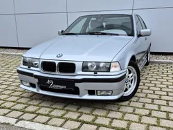 Silber Gebraucht 1995 BMW 328 M Sport Limousine | 13.250 €