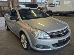 Beige Gebraucht 2007 Opel Astra Cabriolet Cabrio | 3.000 € (Guter Preis)