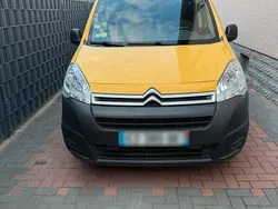 Gelb Gebraucht 2018 Citroën Berlingo Business Class Van / Kleinbus | 5.300 € (Guter Preis)