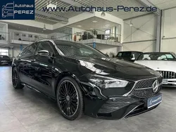 Schwarz Gebraucht 2023 Mercedes CLA250 Shooting Brake Premium Kombi | 39.439 € (Fairer Preis)