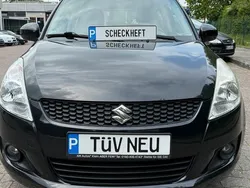 Schwarz Gebraucht 2012 Suzuki Swift Kleinwagen | 5.599 €