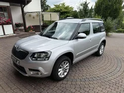 Silber Gebraucht 2015 Skoda Yeti Ambition SUV | 11.999 € (Guter Preis)