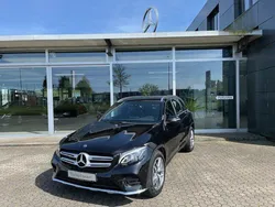 Schwarz Gebraucht 2018 Mercedes GLC220 AMG line SUV | 27.800 € (Fairer Preis)