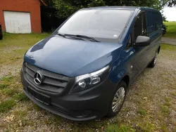 Blau Gebraucht 2017 Mercedes Vito Van / Kleinbus | 9.100 € (Superpreis)