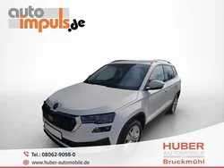Moonwhite (2y2y) Gebraucht 2024 Skoda Karoq Selection SUV | 30.190 € (Guter Preis)