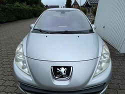Silber Gebraucht 2011 Peugeot 207 Kleinwagen | 3.200 € (Fairer Preis)