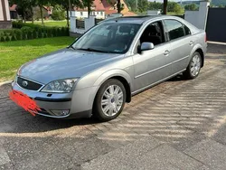 Grau Gebraucht 2004 Ford Mondeo Limousine | 3.000 €