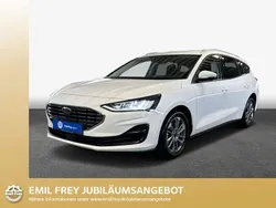Frozen white Gebraucht 2023 Ford Focus Titanium Kombi | 25.950 € (Fairer Preis)