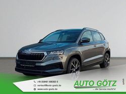 Graphitegrau metallic (metallic) Gebraucht 2024 Skoda Karoq Selection SUV | 30.390 € (Guter Preis)