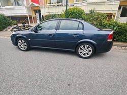 Blau Gebraucht 2005 Opel Vectra Limousine | 2.000 € (Fairer Preis)