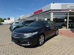 Grau Gebraucht 2014 Honda Accord Lifestyle Limousine | 13.990 € (Etwas zu teuer)