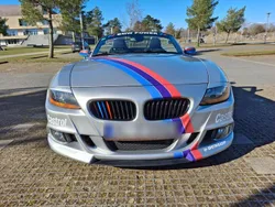 Silber Gebraucht 2004 BMW Z4 Cabrio | 15.400 €
