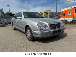 Mercedes E240