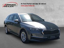 Grau Neu 2025 Skoda Octavia Selection Kombi | 32.640 € (Guter Preis)
