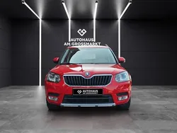Rot Gebraucht 2016 Skoda Yeti Joy SUV | 15.450 € (Teuer)