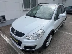 Weiß Gebraucht 2012 Suzuki Splash Club Kleinwagen | 4.950 € (Etwas zu teuer)