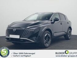 Pearl black schwarz Gebraucht 2024 Nissan Qashqai Comfort SUV | 29.890 € (Superpreis)
