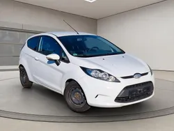Weiß Gebraucht 2010 Ford Fiesta Trend Kleinwagen | 1.893 € (Guter Preis)