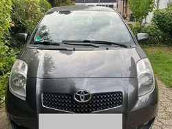 Grau Gebraucht 2008 Toyota Yaris Limousine | 3.750 € (Fairer Preis)