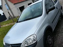 Grau Gebraucht 2001 Opel Corsa Kleinwagen | 700 € (Superpreis)