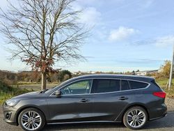 Grau Gebraucht 2020 Ford Focus Vignale Kombi | 21.200 € (Fairer Preis)