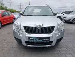 Silber Gebraucht 2013 Skoda Yeti Ambition SUV | 6.500 € (Etwas zu teuer)