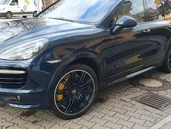 Blau Gebraucht 2012 Porsche Cayenne Turbo SUV | 33.900 €
