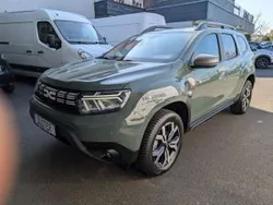 Grün (staubgrau) Gebraucht 2022 Dacia Duster Journey SUV | 22.190 € (Etwas zu teuer)