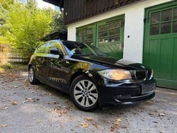 Schwarz Gebraucht 2010 BMW 118 Coupé Advantage Coupé | 4.699 € (Guter Preis)