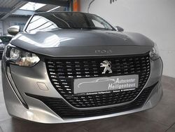 Grau Gebraucht 2020 Peugeot 208 Business-Line Kleinwagen | 12.980 € (Fairer Preis)