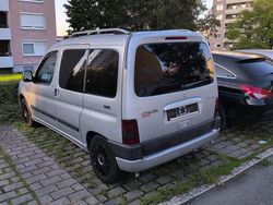 Grau Gebraucht 2003 Citroën Berlingo Van / Kleinbus | 3.000 € (Teuer)