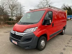 Rot Gebraucht 2017 Citroën Jumper Profi Van / Kleinbus | 13.700 € (Guter Preis)