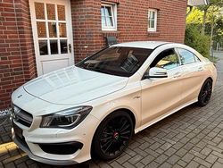 Weiß Gebraucht 2016 Mercedes CLA45 AMG AMG Limousine | 27.500 € (Fairer Preis)