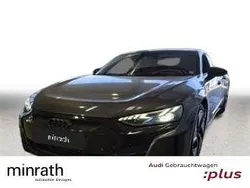 Grau Gebraucht 2022 Audi RS e-tron GT Sport Limousine | 63.930 € (Fairer Preis)