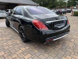 Obsidianschwarz metalliclack (metallic) Gebraucht 2013 Mercedes S500 AMG Limousine | 40.900 €