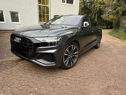 Grau Gebraucht 2020 Audi SQ8 Sport SUV | 62.500 €